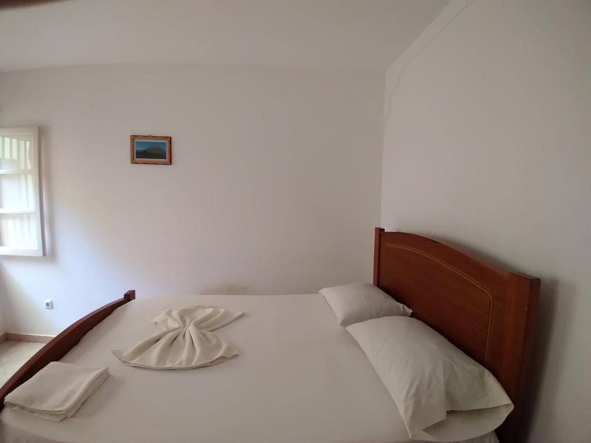 Pensao Domingas Hotel Sao Filipe Bagian luar foto