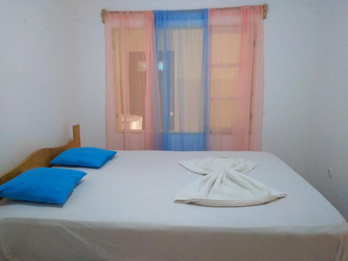 Pensao Domingas Hotel Sao Filipe Bagian luar foto